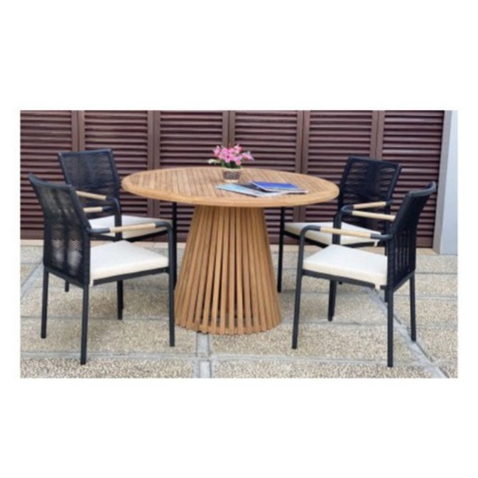 Nusa Dua Dining Table 120 cm with Skanor Dining Armchair