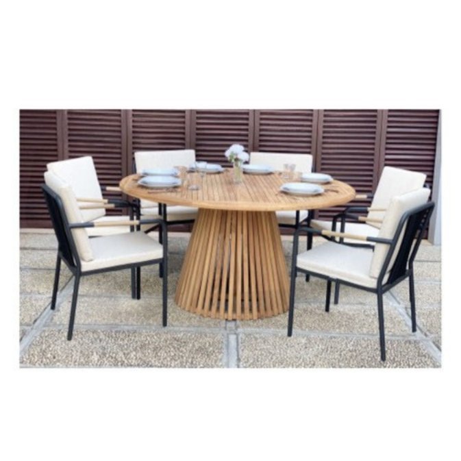 Nusa Dua Dining Table 150 cm with Hollviken Armchair