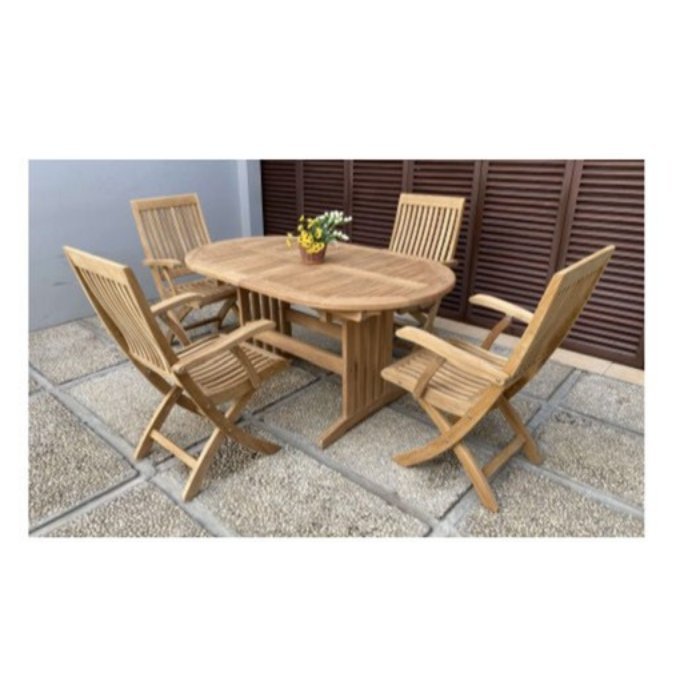 Surabaya Oval Extension Table 150–210 cm with Bali Folding Armchair