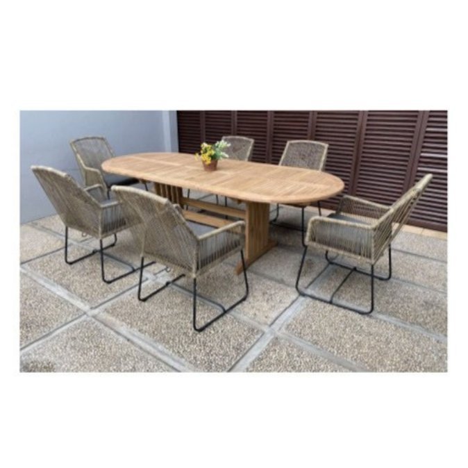 Surabaya Oval Extension Table 180–240 cm with Denpasar Dining Armchair