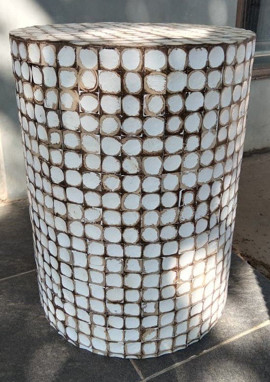 Cocora Side Table — White finish, detail view