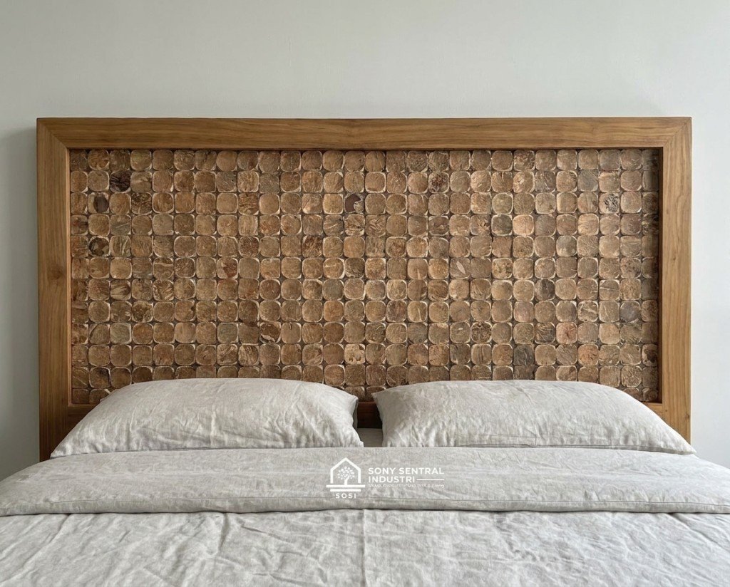 Tropical CocoShell Teak Bed — view 4